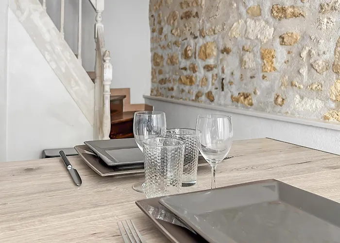 Duplex Lumineux Et Cosy Au Coeur D'angouleme Nyaraló *