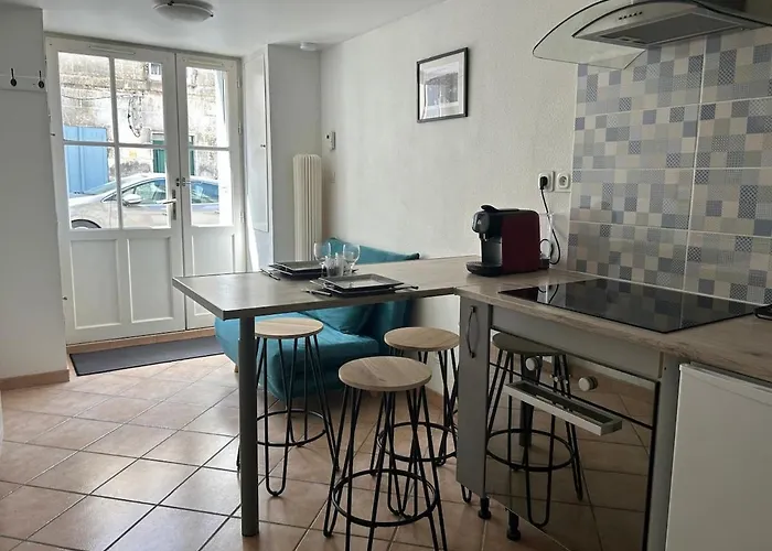 Duplex Lumineux Et Cosy Au Coeur D'angouleme *
